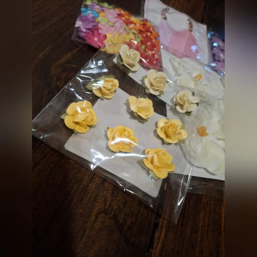 Paper Flower Floral Paper Crafts Mixed Media Scrapbook Art Supply  Embellishment